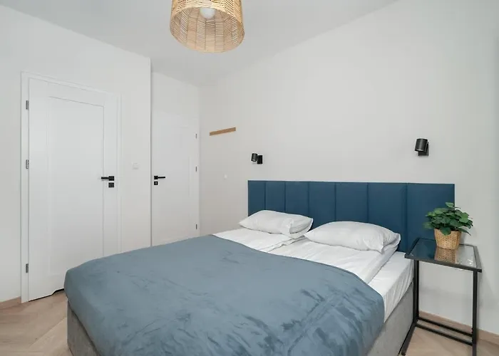 Apartment Cozy And Bright In By Renters